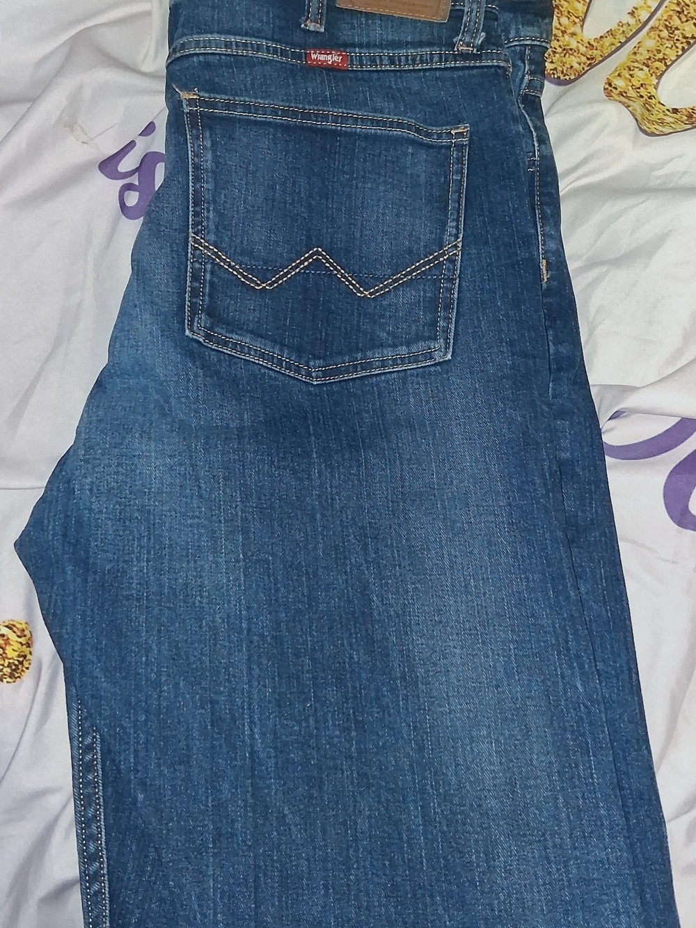 Wrangler Classic Blue Straight-Leg Jeans